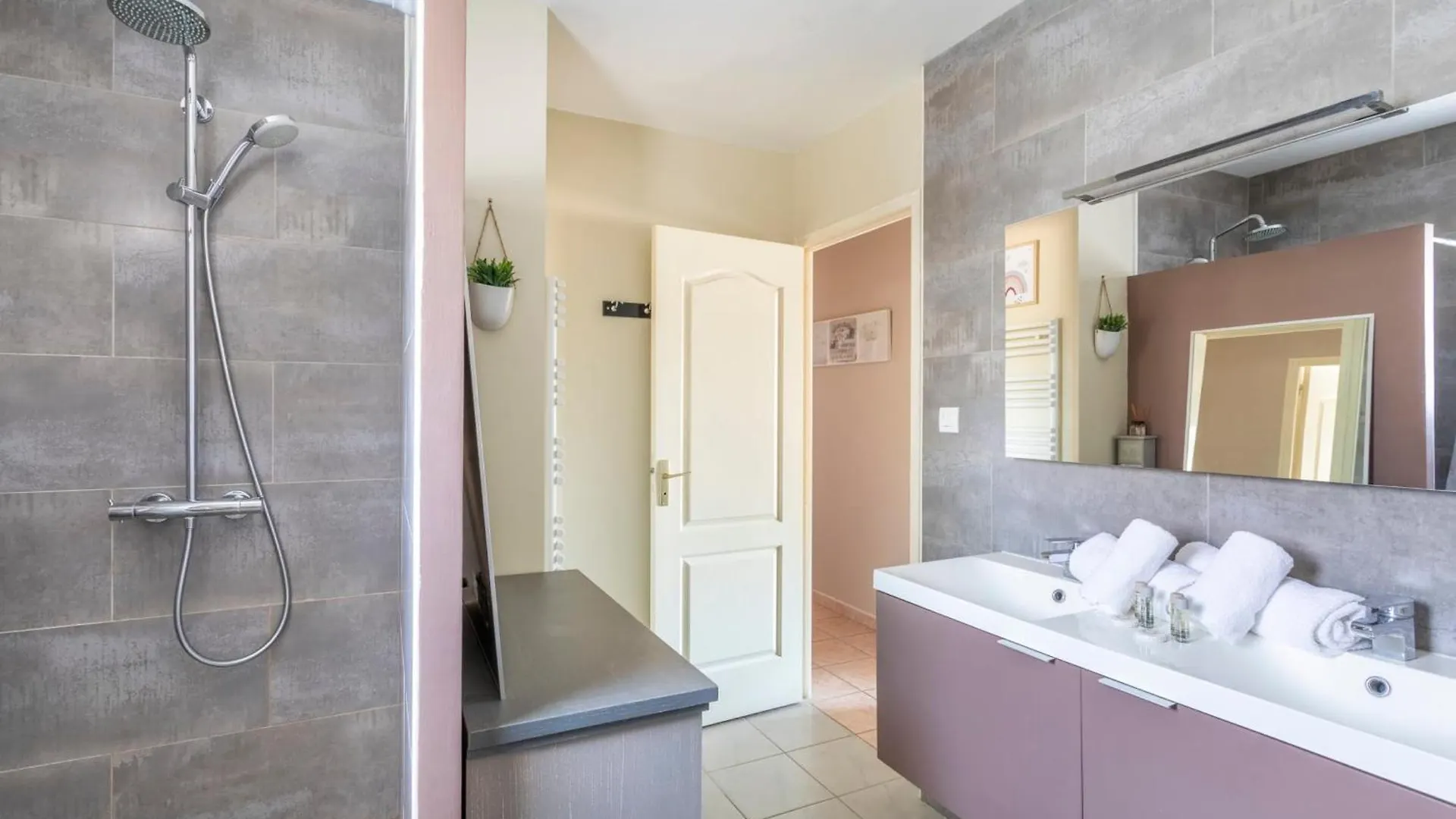 Holiday home La Perle Bandolaise - Welkeys Villa France